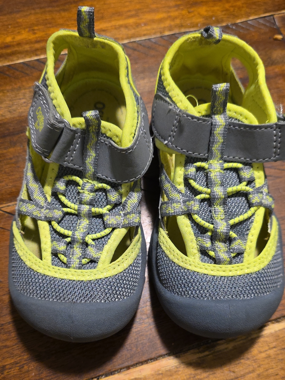OshKosh B'gosh Gray and Lime Kids Active Sandals